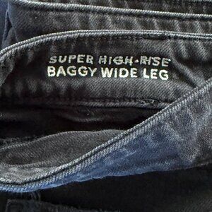 American Eagle Wide Leg jeans